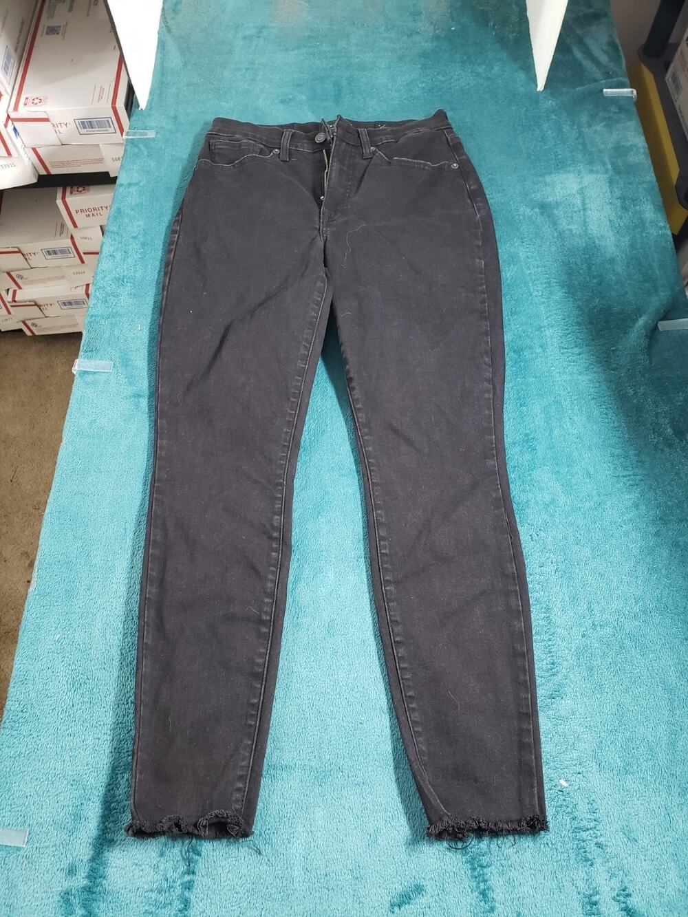 Lucky Brand Jeans Size 6 Womens Black Pants Fray Hem Bridgette Ankle Skinny